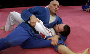 Le kesa-gatame, une position de judo que l'on voit très souvent en JJB